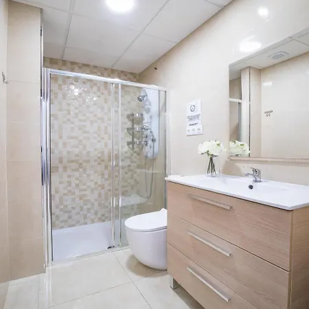 Апартаменти Koti Rentals - Daimiel 3